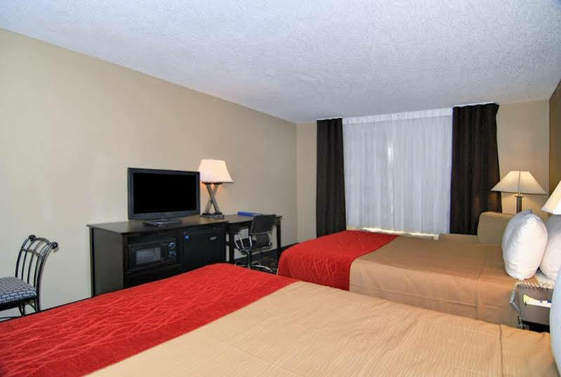 Quality Inn Lincolnton Экстерьер фото